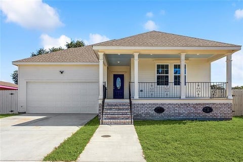 Photo of 11120 Morrison Road Rd, New Orleans, LA 70128 (MLS # NO2565182)