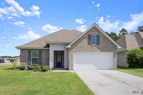 Photo of 9655 Fairhope Ln Ln, Denham Springs, LA 70726 (MLS # BR2026013849)