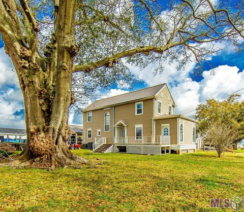 Photo of 830 Catherine St St, Lockport, LA 70374 (MLS # BY2026004127)
