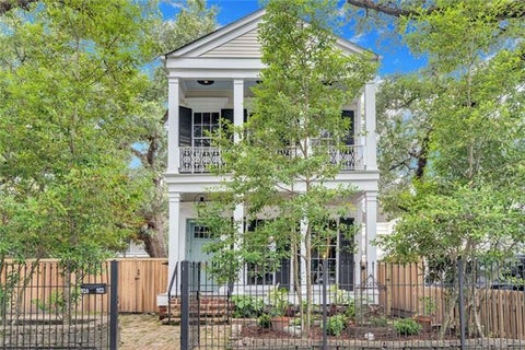 Photo of 922 Louisiana Avenue AVE, New Orleans, LA 70115 (MLS # NO2560842)