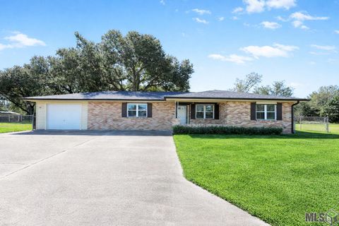 Photo of 406 Highway 308, Thibodaux, LA 70301 (MLS # BY2026001762)