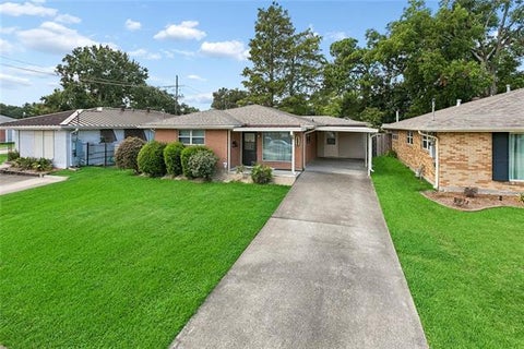 Photo of 1604 Carnation Avenue AVE, Metairie, LA 70001 (MLS # NO2570031)