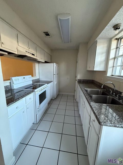 Photo of 1735 Boulevard De Province, Baton Rouge, LA 70816 (MLS # BR2026003875)