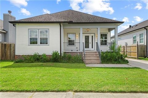 Photo of 213 Beaver Drive, Arabi, LA 70032 (MLS # NO2563889)
