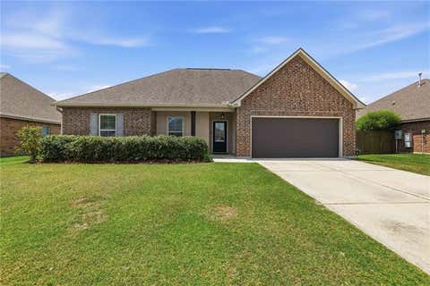 Photo of 827 White Pine Drive Dr, Ponchatoula, LA 70454 (MLS # NO2569345)