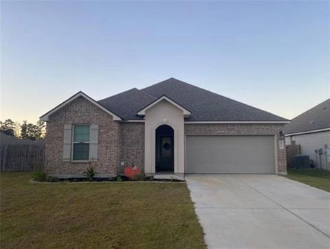 Photo of 40313 Sedgwick Drive Ln, Ponchatoula, LA 70454 (MLS # NO2552163)