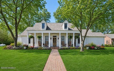 Photo of 5726 Eagle Pass Drive, Youngsville, LA 70592 (MLS # 2600001858)