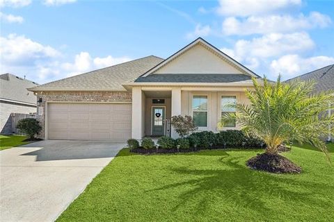 Photo of 5180 Clarkston Grove Drive Dr, Slidell, LA 70461 (MLS # NO2557133)