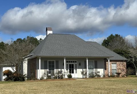 Photo of 12077 Indigo Dr Dr, St. Francisville, LA 70775 (MLS # BR2026002845)