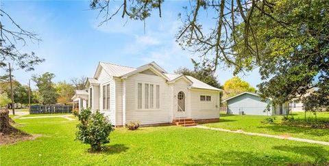 Photo of 202 N Mabel Street, Bunkie, LA 71322 (MLS # CN2548166)