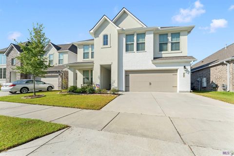 Photo of 13960 Keever Ave AVE, Baton Rouge, LA 70817 (MLS # BR2026012670)