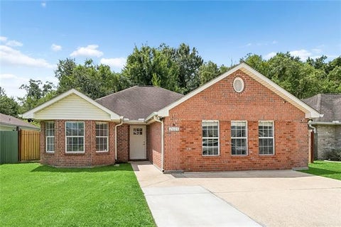 Photo of 2605 Carrie Lane Ln, Marrero, LA 70072 (MLS # NO2569809)