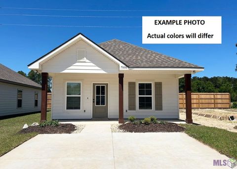 Photo of 11255 Tallow Creek Drive, Denham Springs, LA 70726 (MLS # BR2026007822)
