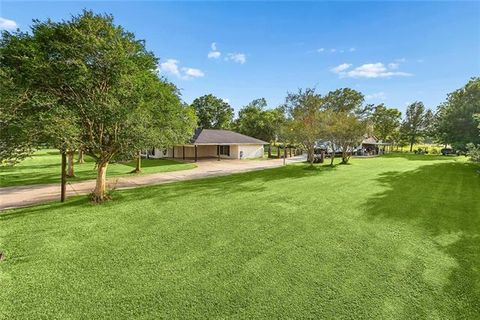 Photo of 187 Cedar Drive Dr, Reserve, LA 70084 (MLS # NO2555481)