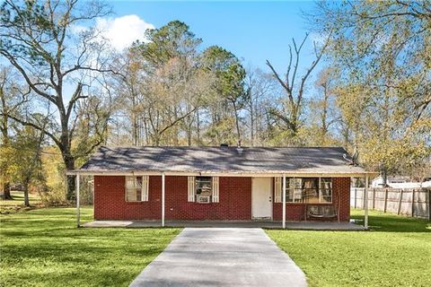 Photo of 48459 Whiskey Lane Ln, Tickfaw, LA 70466 (MLS # NO2541731)