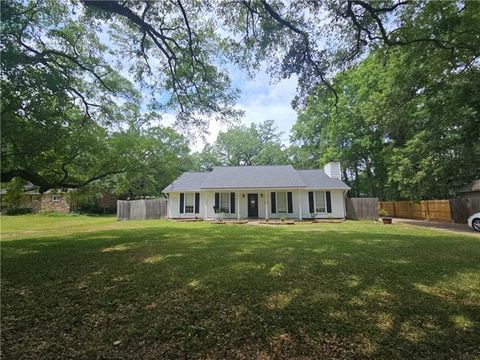 Photo of 66 Helen Drive Dr, Madisonville, LA 70447 (MLS # NO2556200)