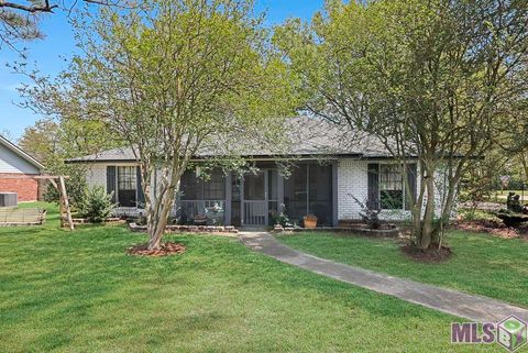 Photo of 17170 La Hwy 929, Prairieville, LA 70769 (MLS # BR2026005441)