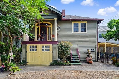 Photo of 715 Eliza Street St, New Orleans, LA 70114 (MLS # NO2555552)