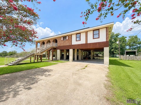 Photo of 210 South Central Boulevard Blvd, Chauvin, LA 70344 (MLS # BY2026015584)
