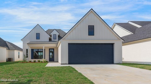 Photo of 203 Queenstown Avenue, Youngsville, LA 70592 (MLS # 2500006712)