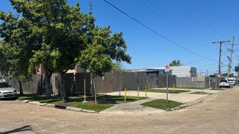 Photo of 2900 Lime Street, Metairie, LA 70006 (MLS # NO2554517)