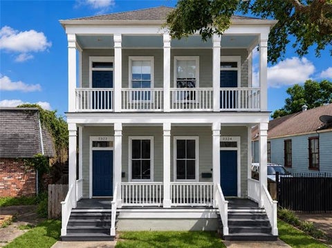 Photo of 2322 Chippewa Street St, New Orleans, LA 70130 (MLS # NO2568800)