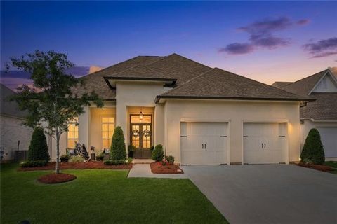 Photo of 4080 Cypress Point Drive Dr, Covington, LA 70433 (MLS # NO2553087)
