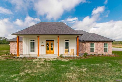 Photo of 20204 Palmer Rd Rd, Livingston, LA 70754 (MLS # BR2026005522)