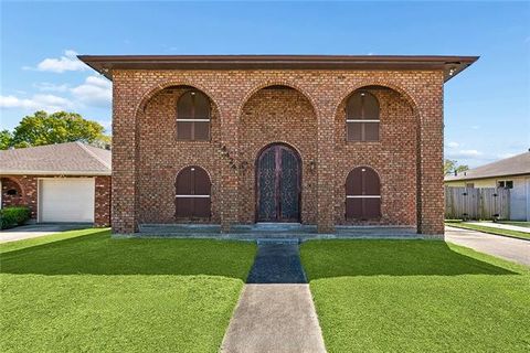 Photo of 4424 Loveland Street St, Metairie, LA 70006 (MLS # NO2548972)