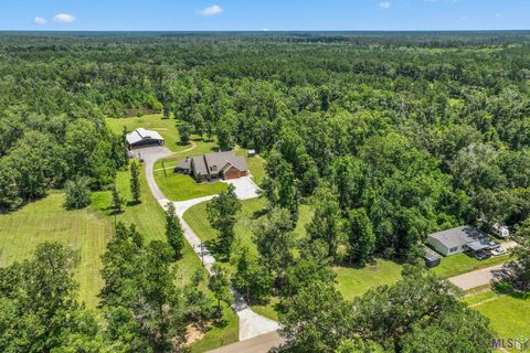 Photo of 27605 Patterson Rd, Springfield, LA 70462 (MLS # BR2026011383)