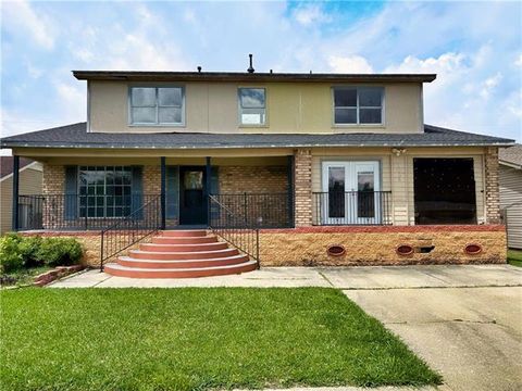 Photo of 1036 Fairfax Drive Dr, Gretna, LA 70056 (MLS # NO2557082)