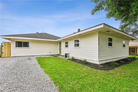 Photo of 6411 Congress Drive Dr, New Orleans, LA 70126 (MLS # NO2552040)