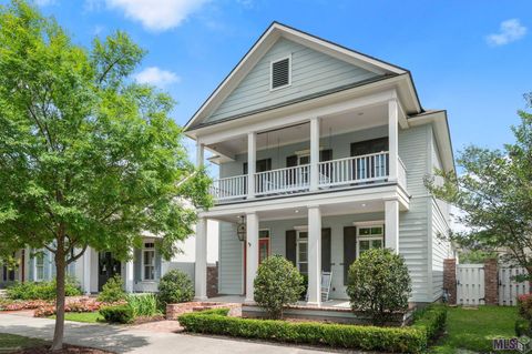 Photo of 1219 Americana Blvd Blvd, Zachary, LA 70791 (MLS # BR2026005138)