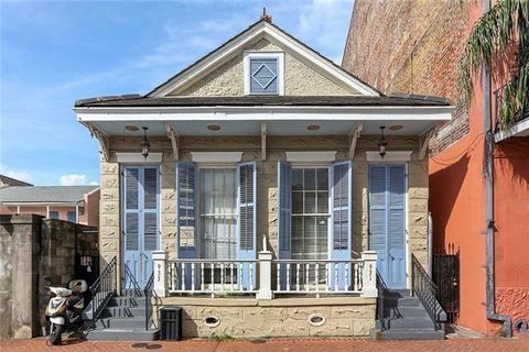 Photo of 933 Toulouse Street St, New Orleans, LA 70112 (MLS # NO2544185)