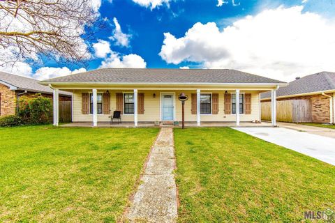 Photo of 107 Sugar Ridge Drive Dr, Houma, LA 70360 (MLS # BY2026004446)