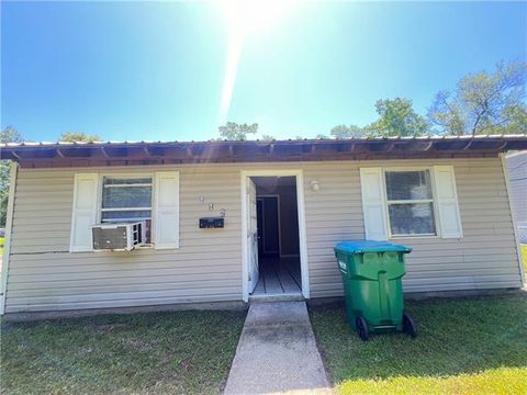 Photo of 112 E Stovall Street, Hammond, LA 70403 (MLS # NO2558713)
