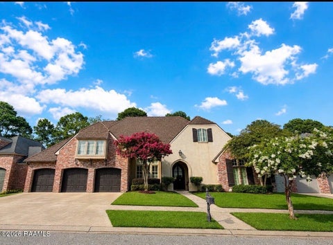 Photo of 107 Woodbridge Drive, Lafayette, LA 70508 (MLS # 2600006507)