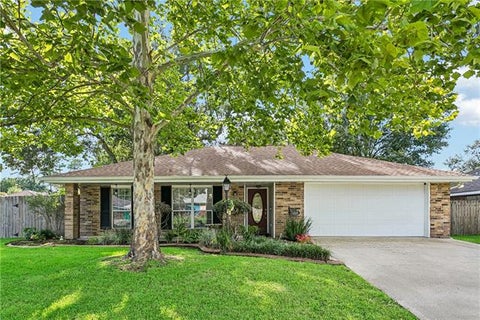 Photo of 132 Everest Drive Dr, Slidell, LA 70458 (MLS # NO2571583)