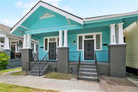 Photo of 530 S Cortez Street St, New Orleans, LA 70119 (MLS # NO2552191)