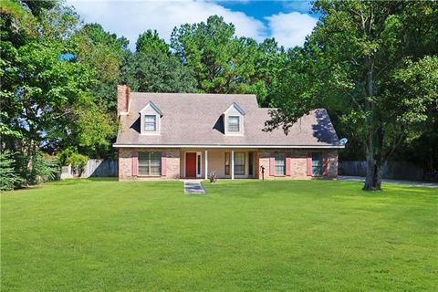 Photo of 21185 Highway 36 Highway, Covington, LA 70433 (MLS # NO2548061)