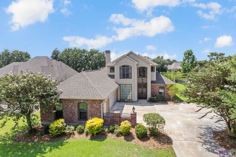 Photo of 6147 Tezcuco Ct Ct, Gonzales, LA 70737 (MLS # BR2025015519)