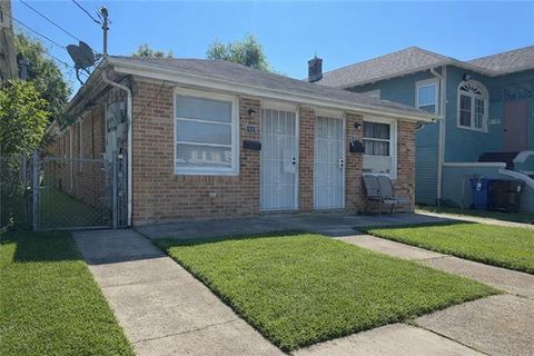 Photo of 1620 S Lopez Street St, New Orleans, LA 70125 (MLS # NO2552144)