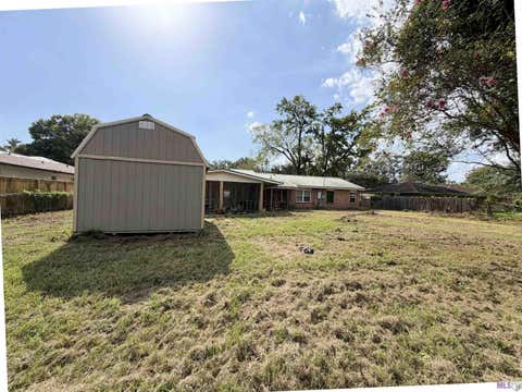 Photo of 635 Marilyn Dr Dr, Baton Rouge, LA 70815 (MLS # BR2026015529)