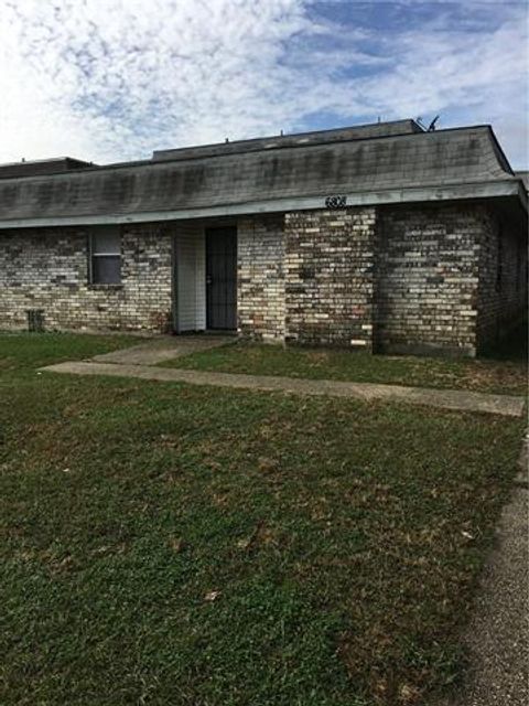 Photo of 6808 W Coronet Court Ct #C, New Orleans, LA 70126 (MLS # NO2565364)