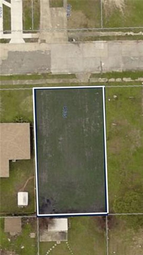 Photo of 4835 Bright Drive Dr, New Orleans, LA 70127 (MLS # NO2548954)