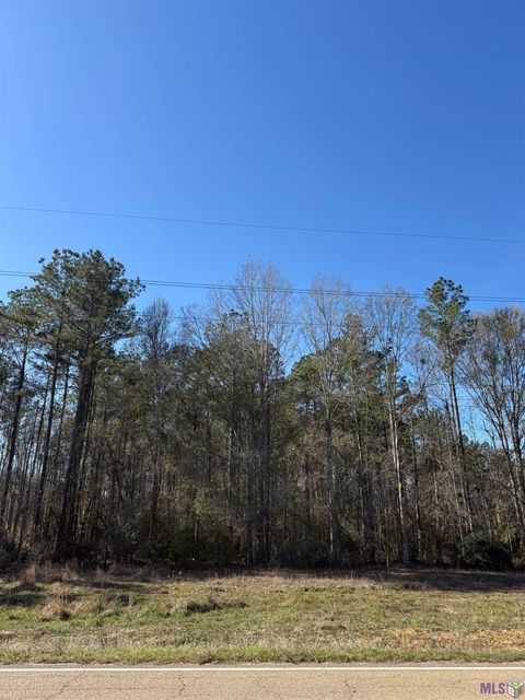 Photo of TBD La Hwy 63, Livingston, LA 70754 (MLS # BR2026001615)