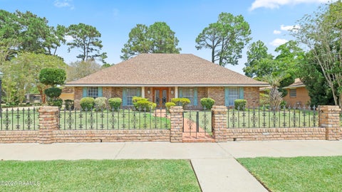 Photo of 941 Anthony Avenue, Opelousas, LA 70570 (MLS # 2600007631)