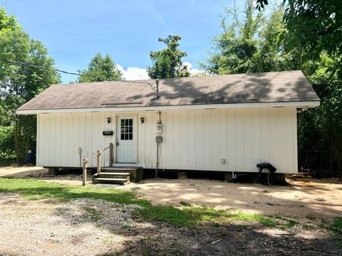 Photo of 800 S Holly Street ST #C, Hammond, LA 70401 (MLS # NO2560214)