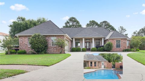 Photo of 104 La Quinta Court, Broussard, LA 70518 (MLS # 2600002889)