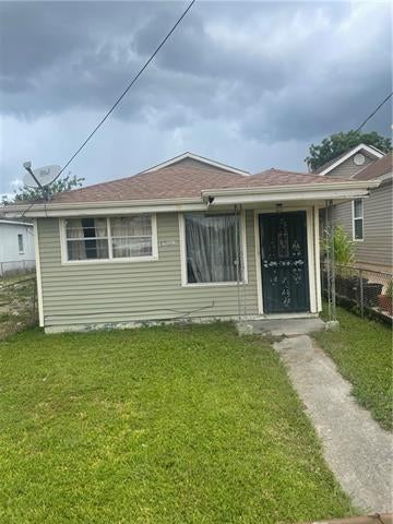 Photo of 1307 Solon Street St, Gretna, LA 70053 (MLS # NO2562985)